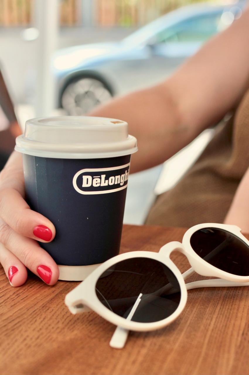 Москва<br/>DeLonghi Espresso bar<br/>300 руб/ч