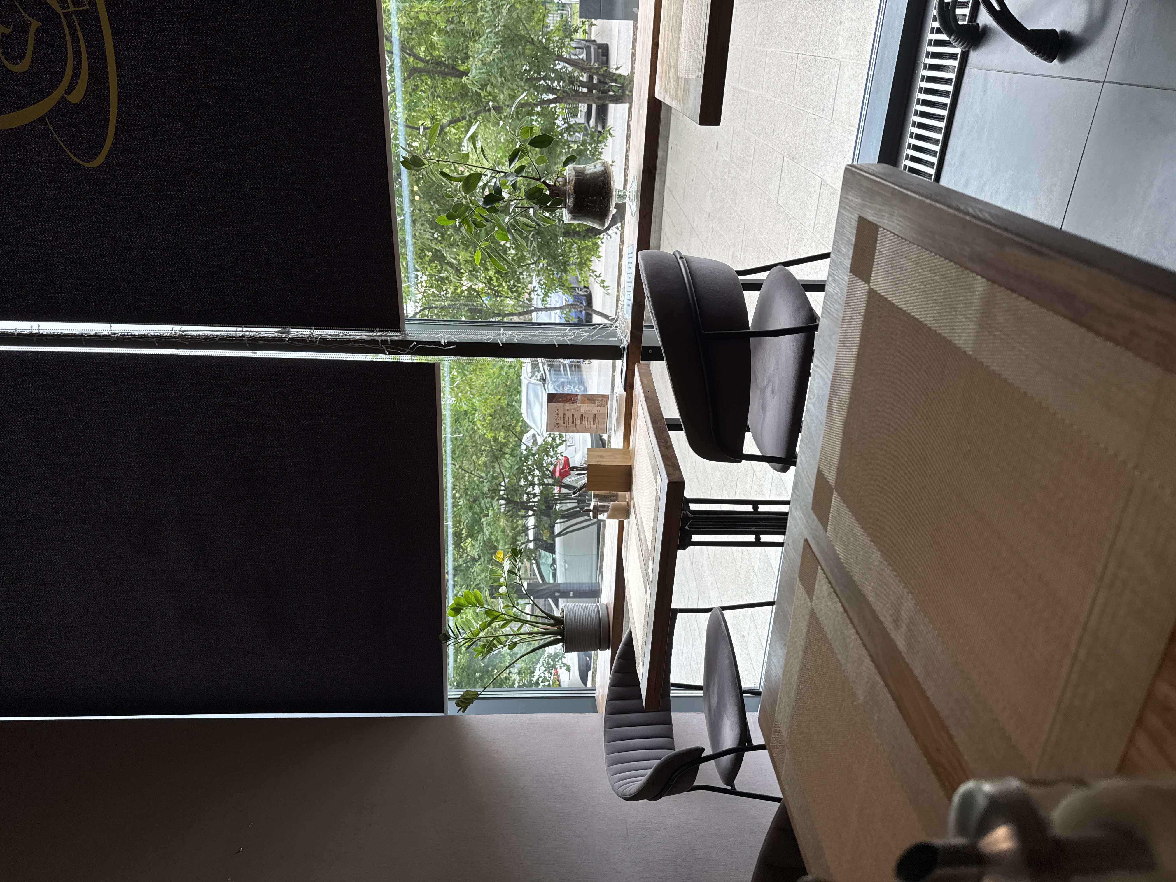 Москва<br/>Cafe Silvestre<br/>380 руб/ч