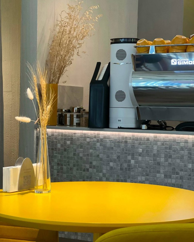 Москва<br/>EmCake&Cafe<br/>400 руб/ч