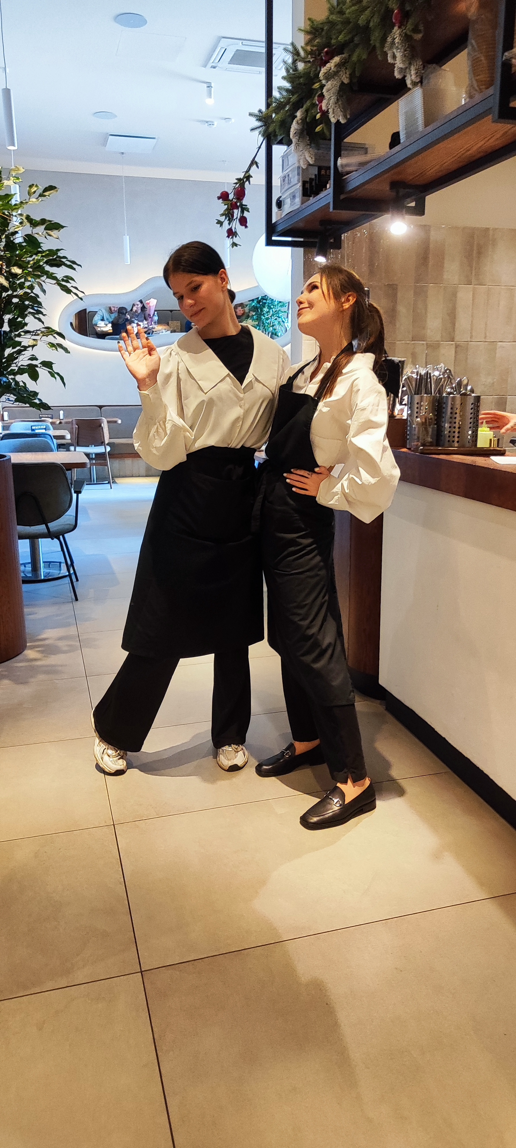 Москва<br/>Ciro bistro<br/>380 руб/ч