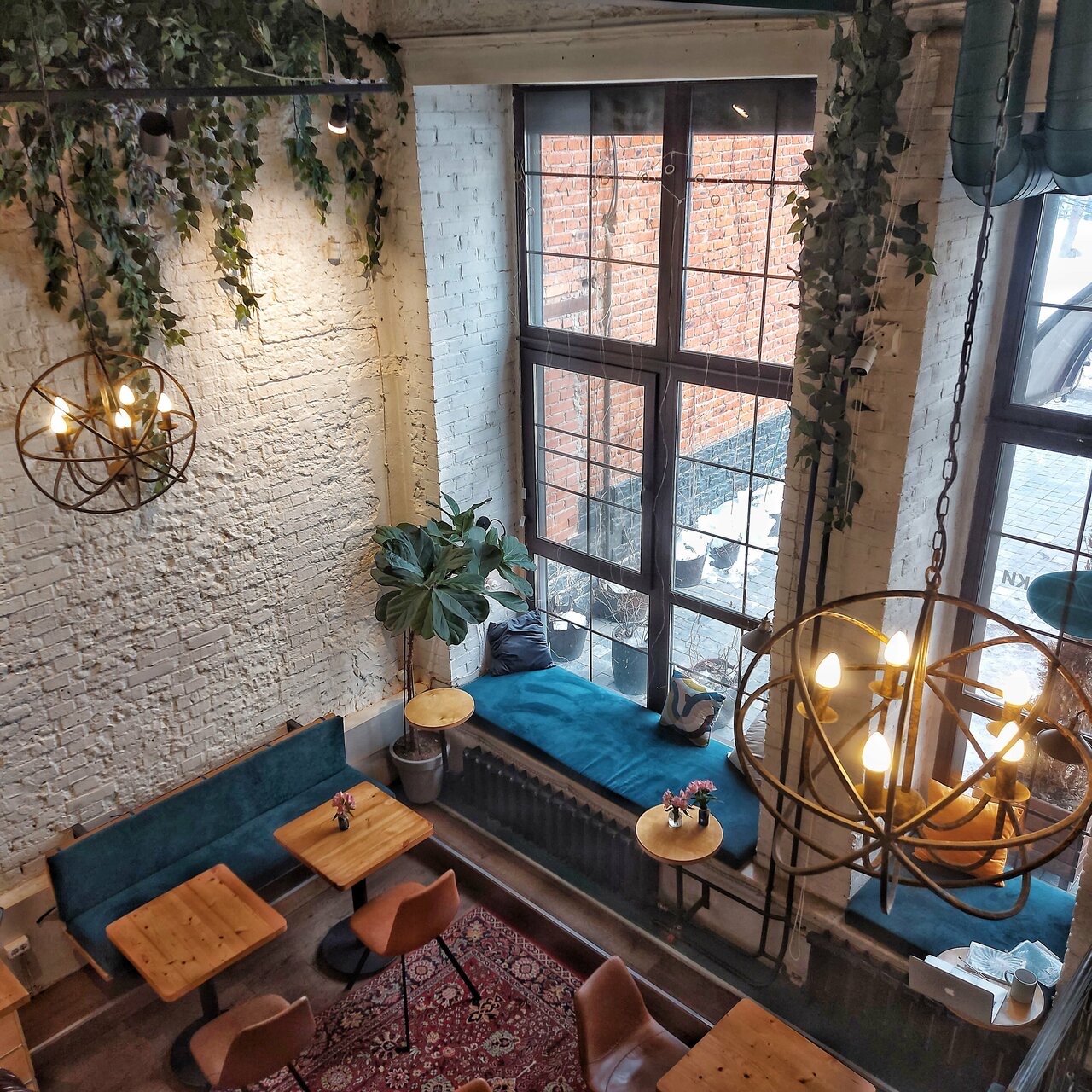 Москва<br/>Mikale cafe<br/>330 руб/ч