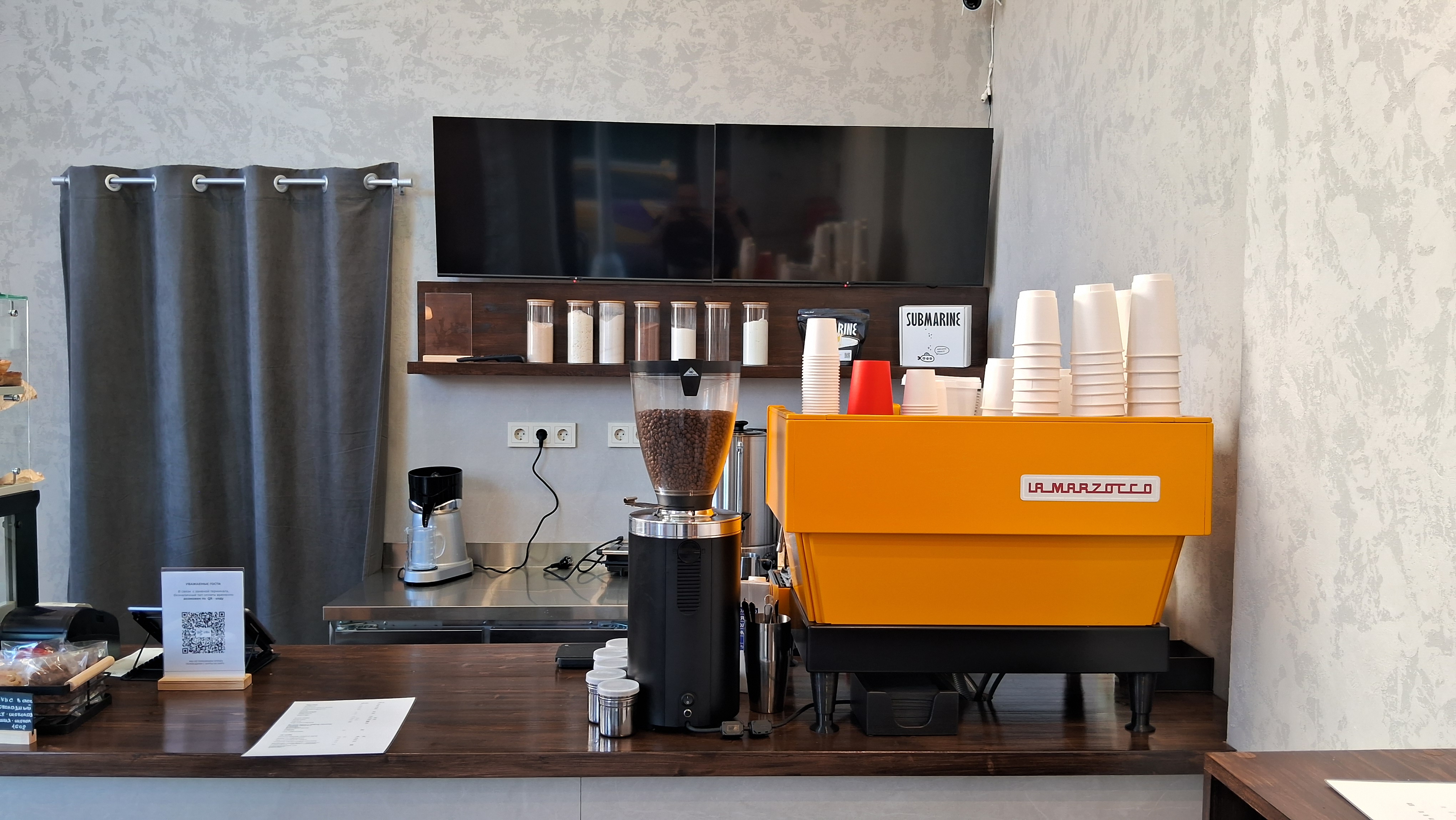Москва<br/>Tierra cafe<br/>330 руб/ч