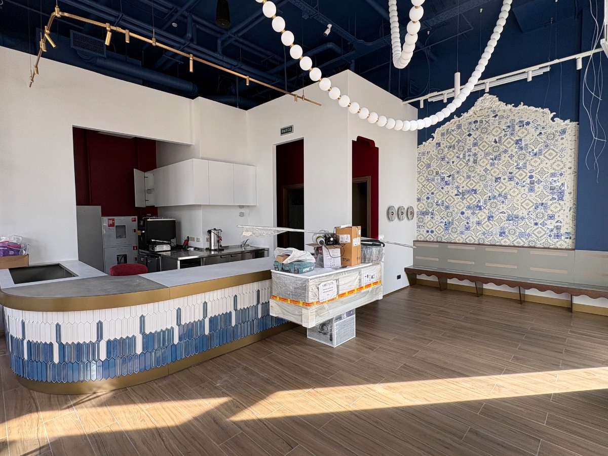 Москва | Cafe | 450 руб/ч